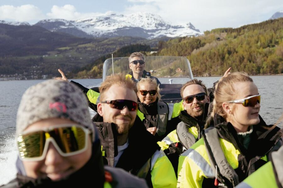Ulvik: Hardangerfjord Ultimate RIB Tour - Why this RIB safari covers more ground