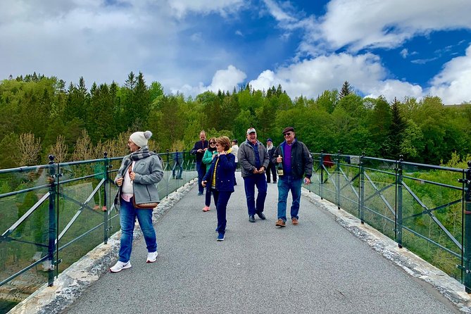 Viking Islands from Alesund: 5-Hour Private Group Tour - The 1904 fire and Waldehuset’s miracle story
