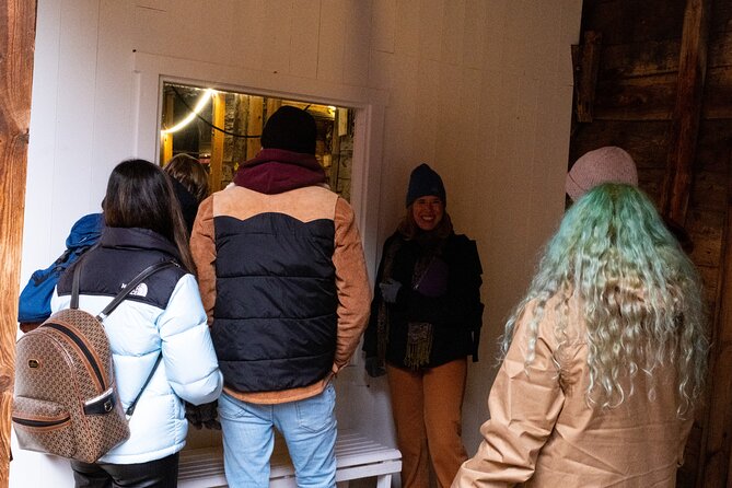 Walking Tour in Bergen of the Past and Present - What the guide adds to the experience