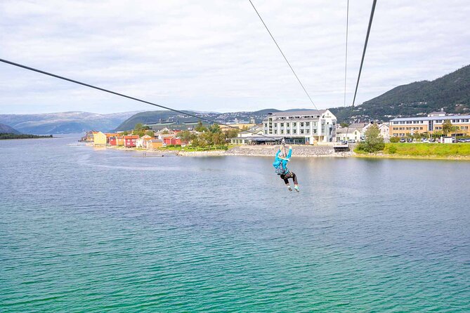 Zipline Experience in Mosjøen - Landing near Fru Haugans Hotel